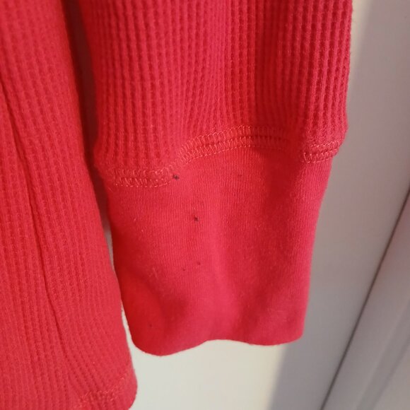 Hue Women's Red Long Sleeve Waffle Knit Scottie Dag Print Top - Picture 5 of 6